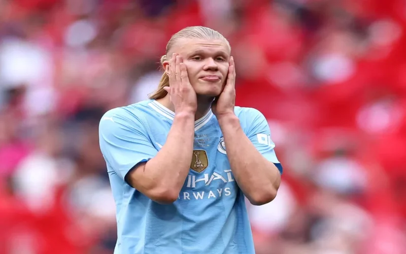 احتراق حافلة جماهير مانشستر سيتي على الطريق السريع يثير ذعراً واسعاً بين المشجعين